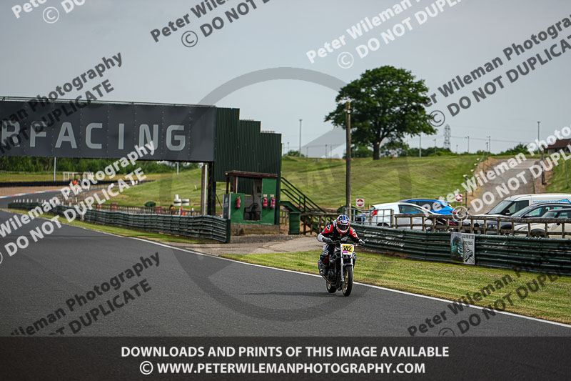 enduro digital images;event digital images;eventdigitalimages;mallory park;mallory park photographs;mallory park trackday;mallory park trackday photographs;no limits trackdays;peter wileman photography;racing digital images;trackday digital images;trackday photos